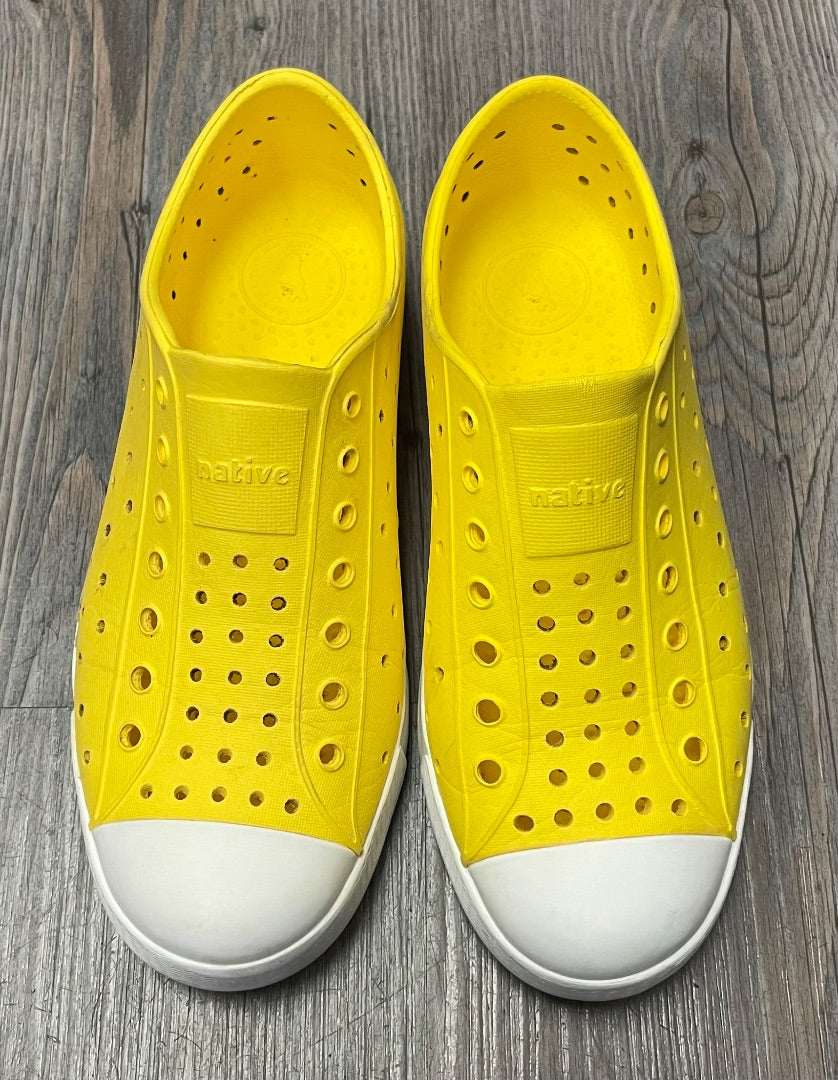 Yellow Native Jefferson Child, J3