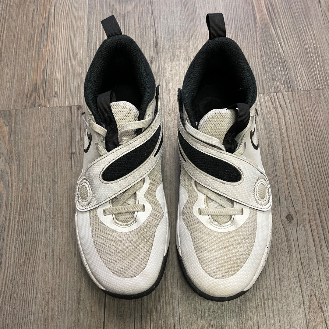White,Black Nike Basketball Shoes, 3Y