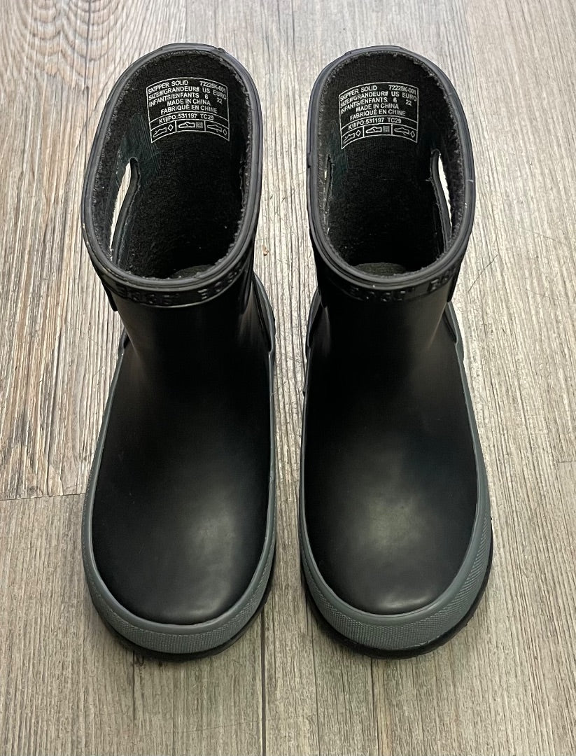 Black Bogs Rain Boots, 5-6T