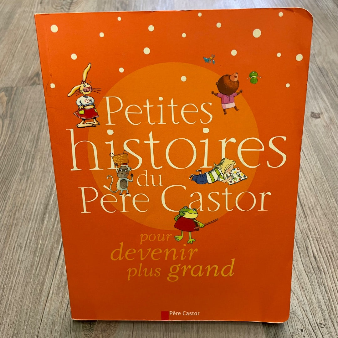 Orange  Petites Histoires du Pere Castor, Paperback