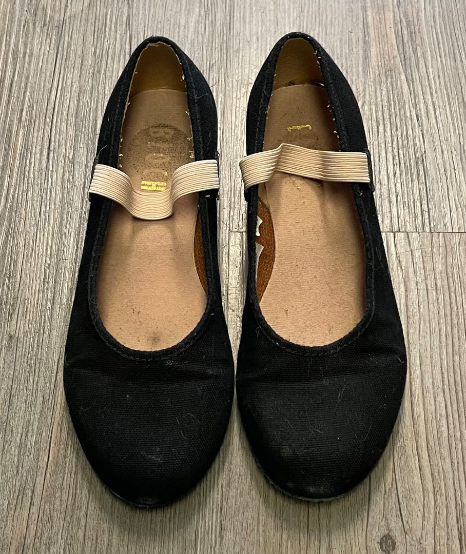 Black Bloch Character shoes, 1Y