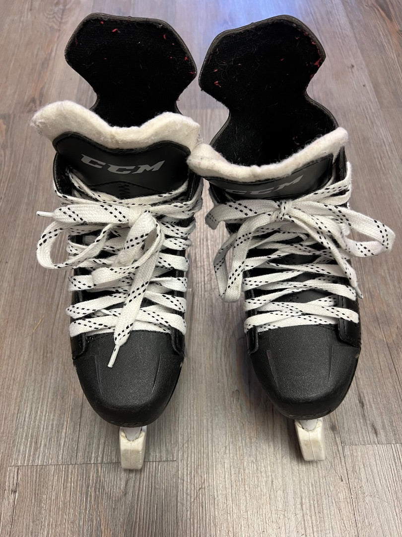 Black CCM Rib XT Hockey Skates, 1Y