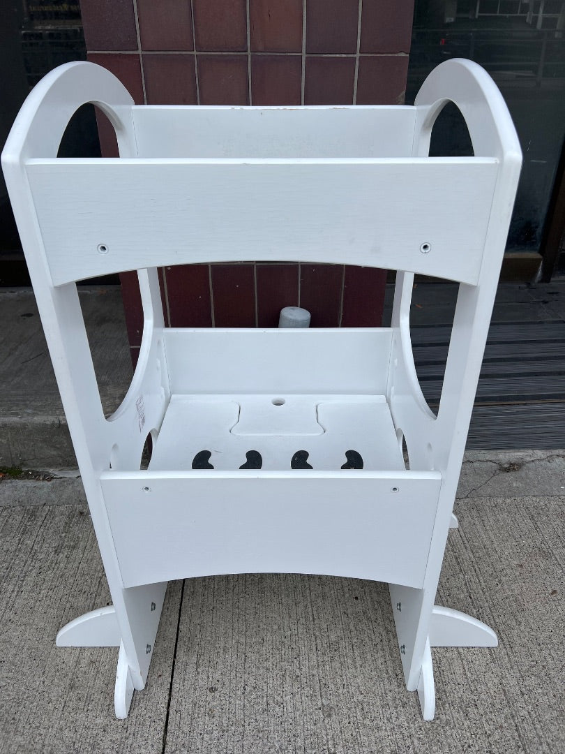 White Little Partners Toddler Learning Tower, 2-6Y