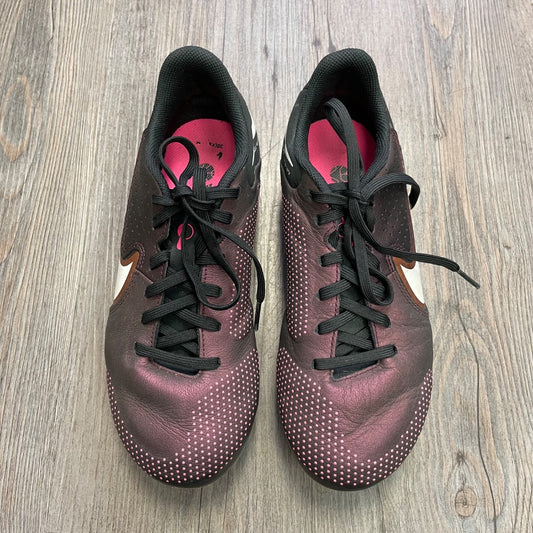 Pink Polka Dot Tiempo Soccer Cleats, 3.5Y