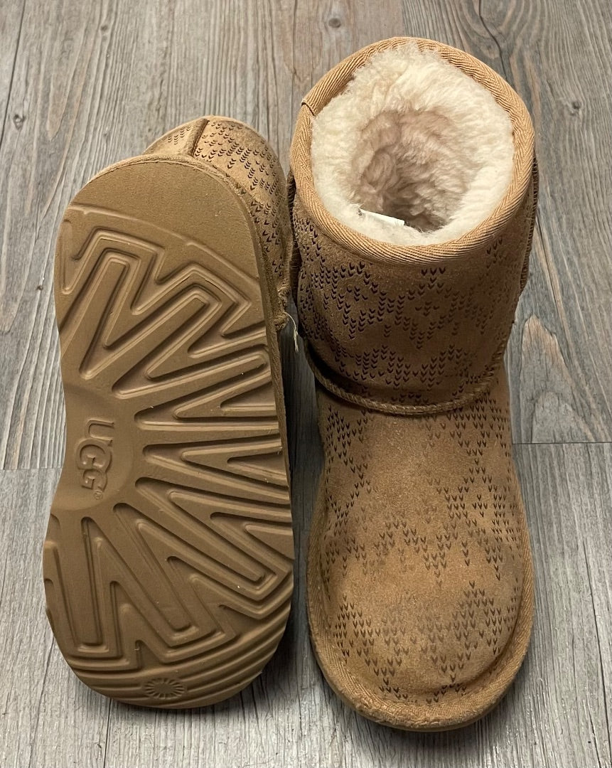 Brown UGG UGG Suede Boots, 1Y