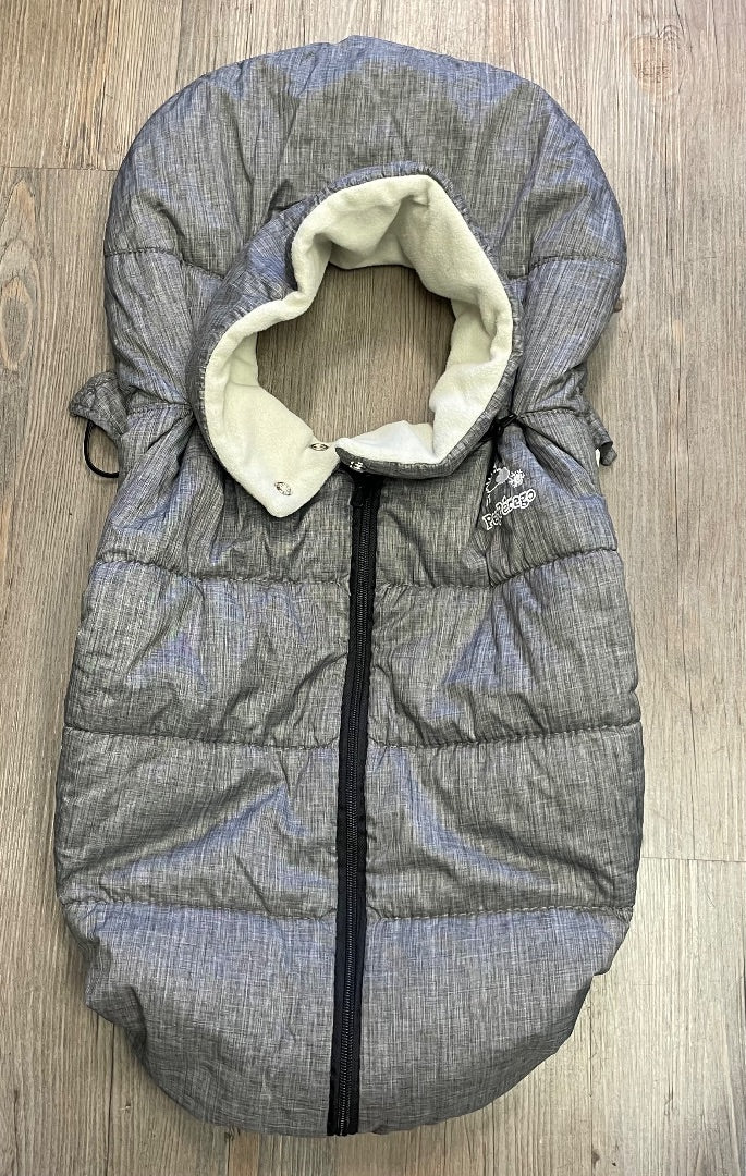 Grey  Peg Perego Igloo Cover, Car Seat