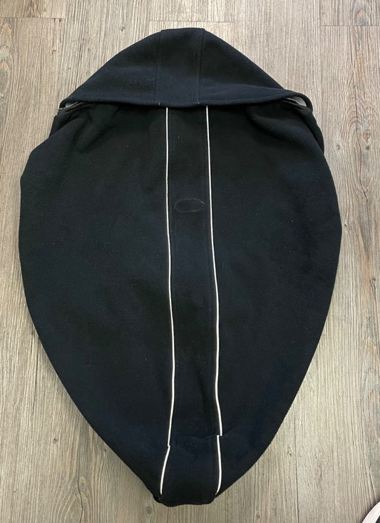 Black  Bjorn Winter Carrier Cove, Cover