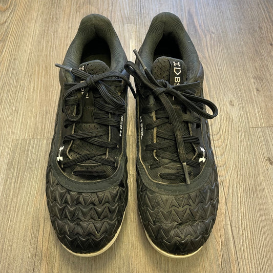 Black Under Armour Baseball Cleats, 4Y
