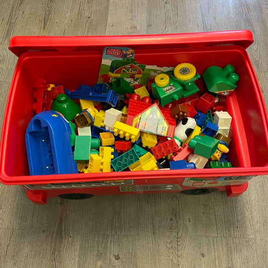 Red Mega Bloks Fire Truck, 160 pcs