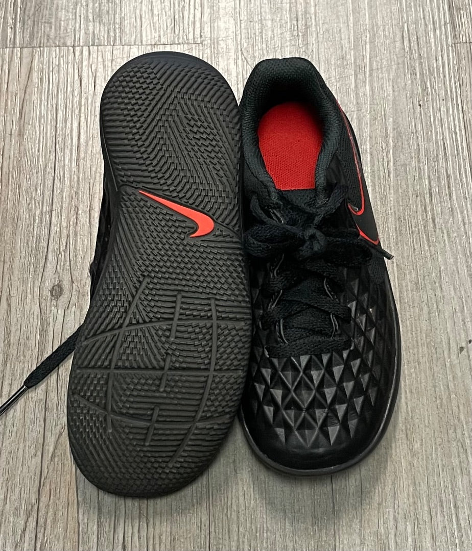 Black Nike Tiempo Soccer Cleats, 13Y