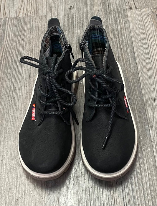 Black  Hightop Side Zip, 12Y