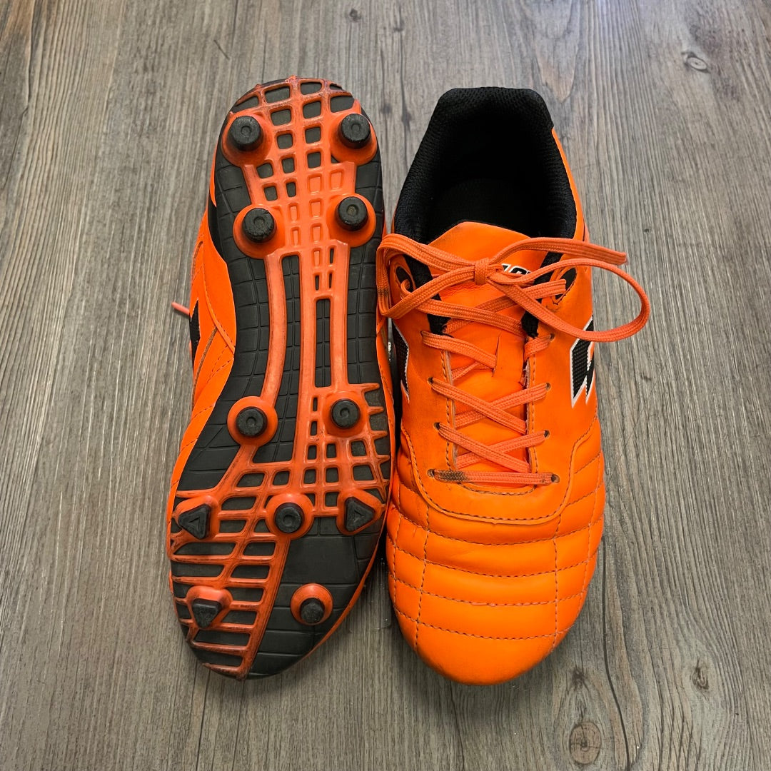 Orange Lotto Soccer Cleats, 4Y