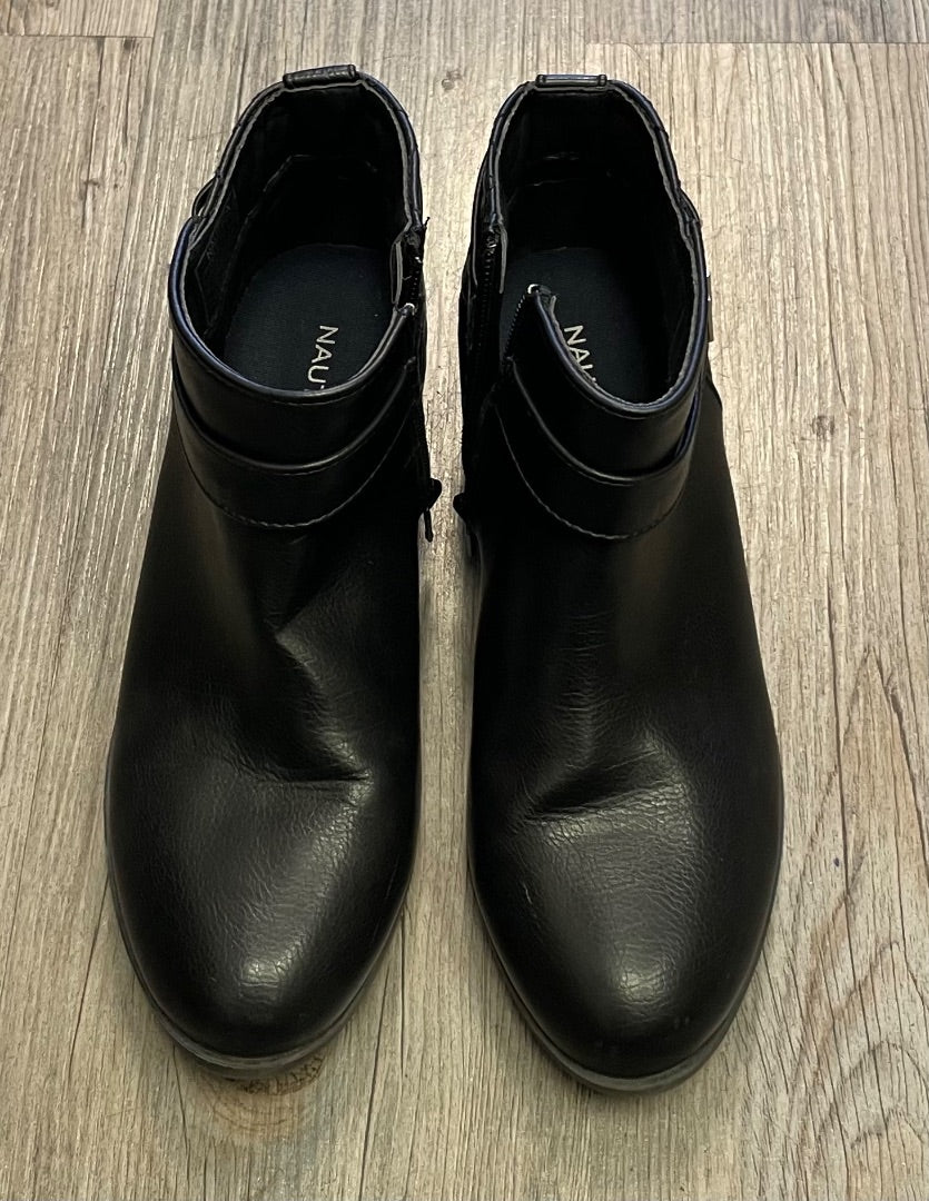 Black Nautica Fall Boots, 4Y