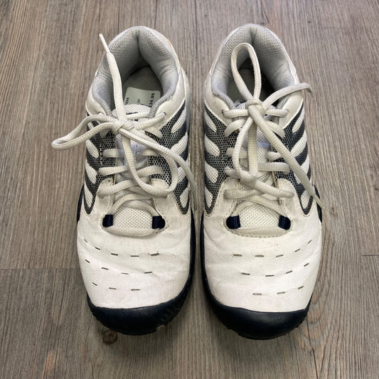 White Wilson Nike Tennis Shoes, 3Y