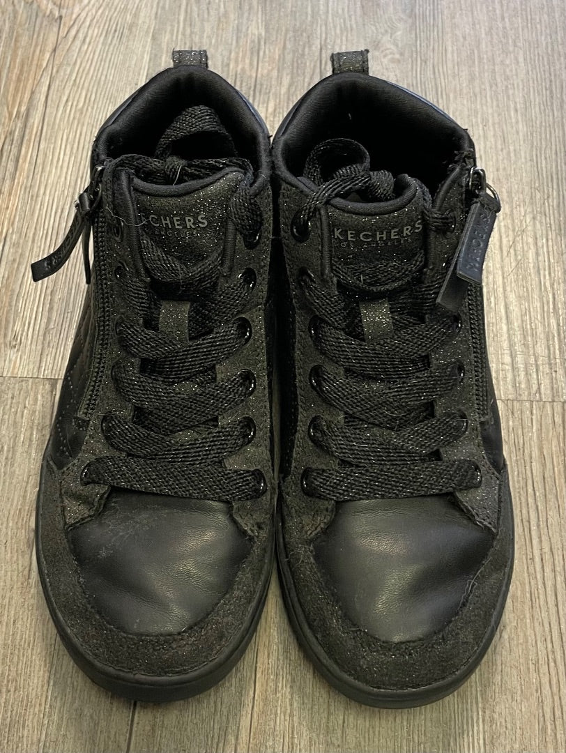 Black Skechers Hightop Shoes, 1.5Y