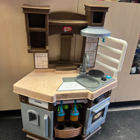 Beige & Brown Little Tikes Plastic Play Kitchen