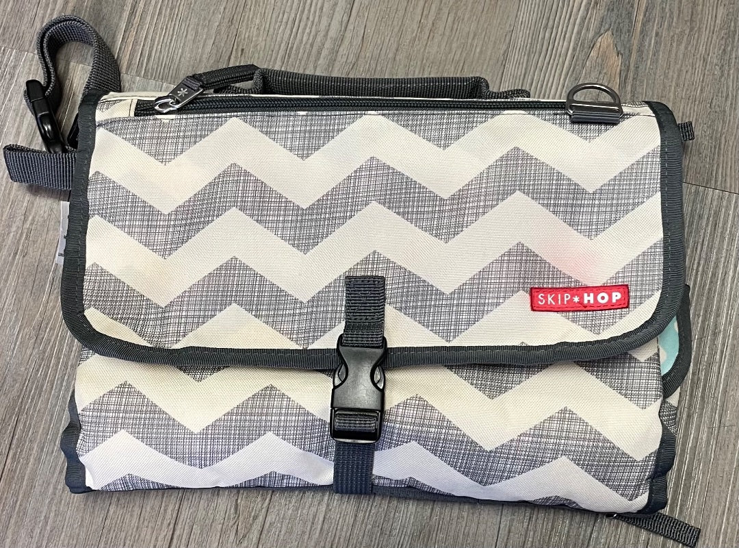 Grey,Beige Skip Hop Portable Change Pad, Ptr-owned