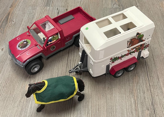 White Schleich Horse Truck & Trailer  Set, 5Y+