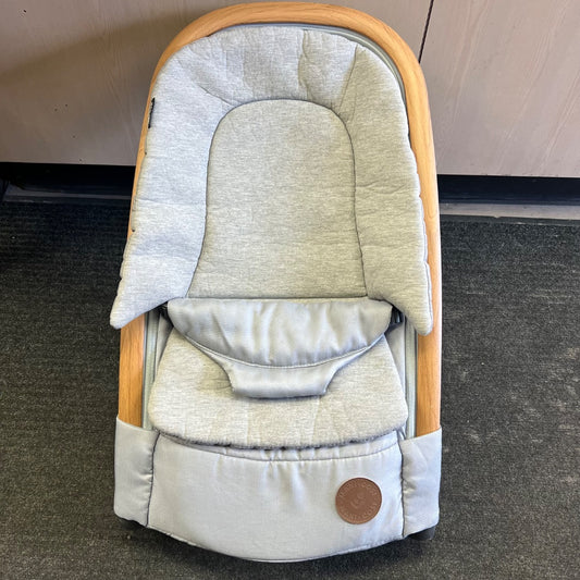 Grey Maxi-Cosi Bouncer, Newborn - 37lbs