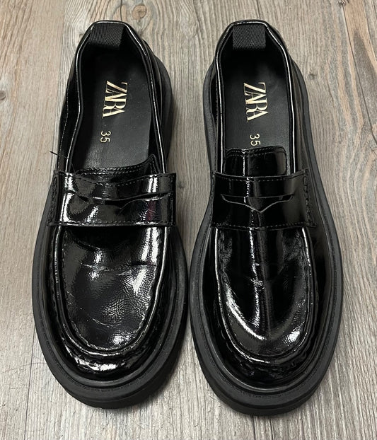 Black Zara Patent leather Loafers, 3.5Y