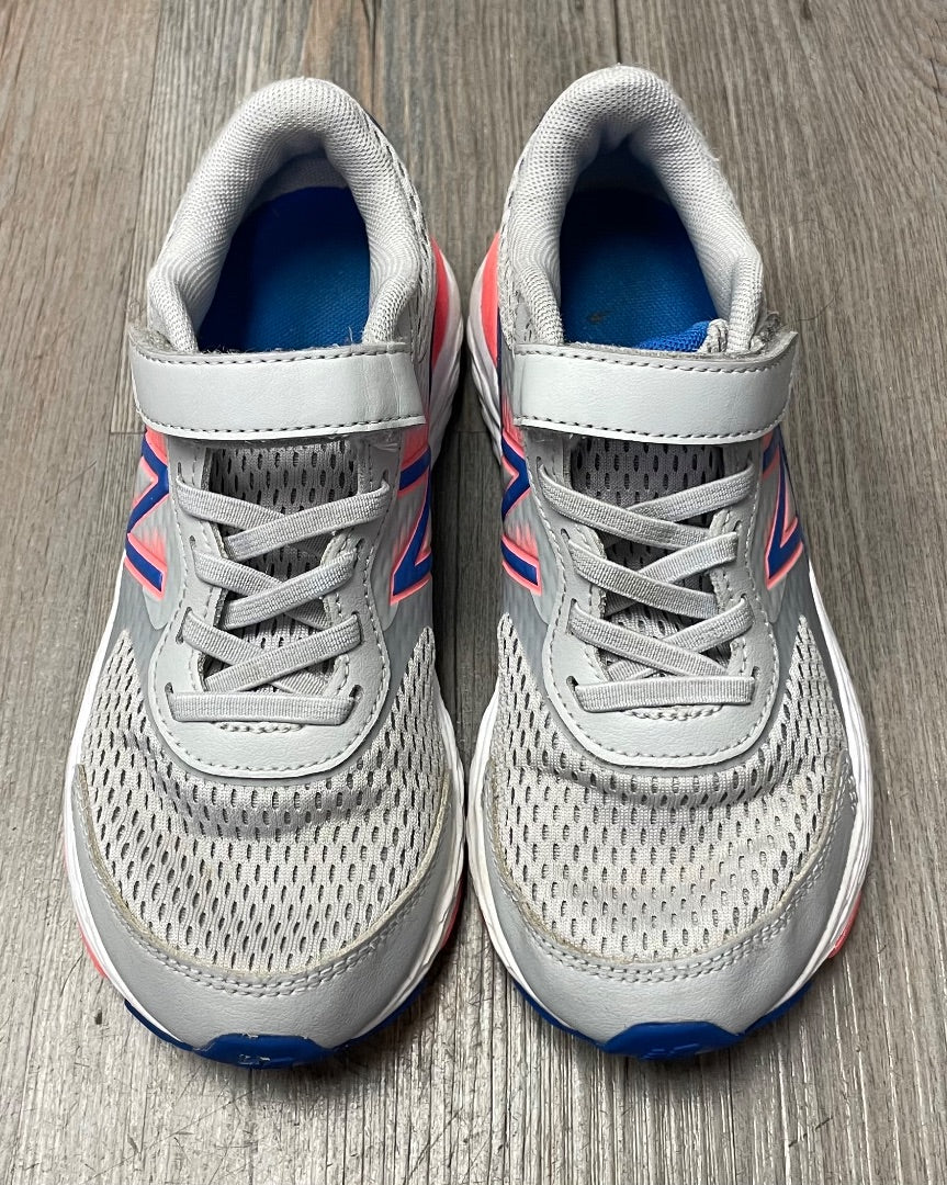 Grey New Balance Running Shoes, 1Y