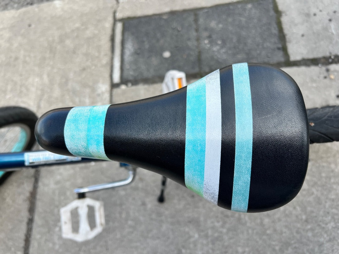 Blue Raleigh Jazzi Bike, 20 Inch