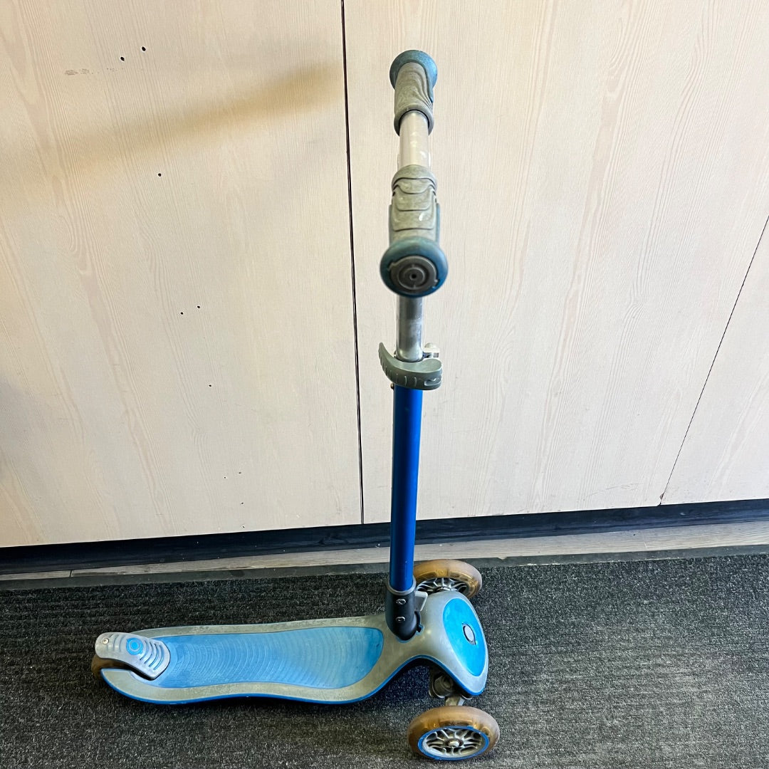 Blue Globber Scooter, 6Y+