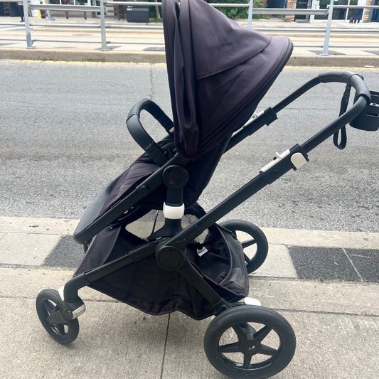 Black Bugaboo Fox 2 Stroller, 0-4Y (0-48lbs)
