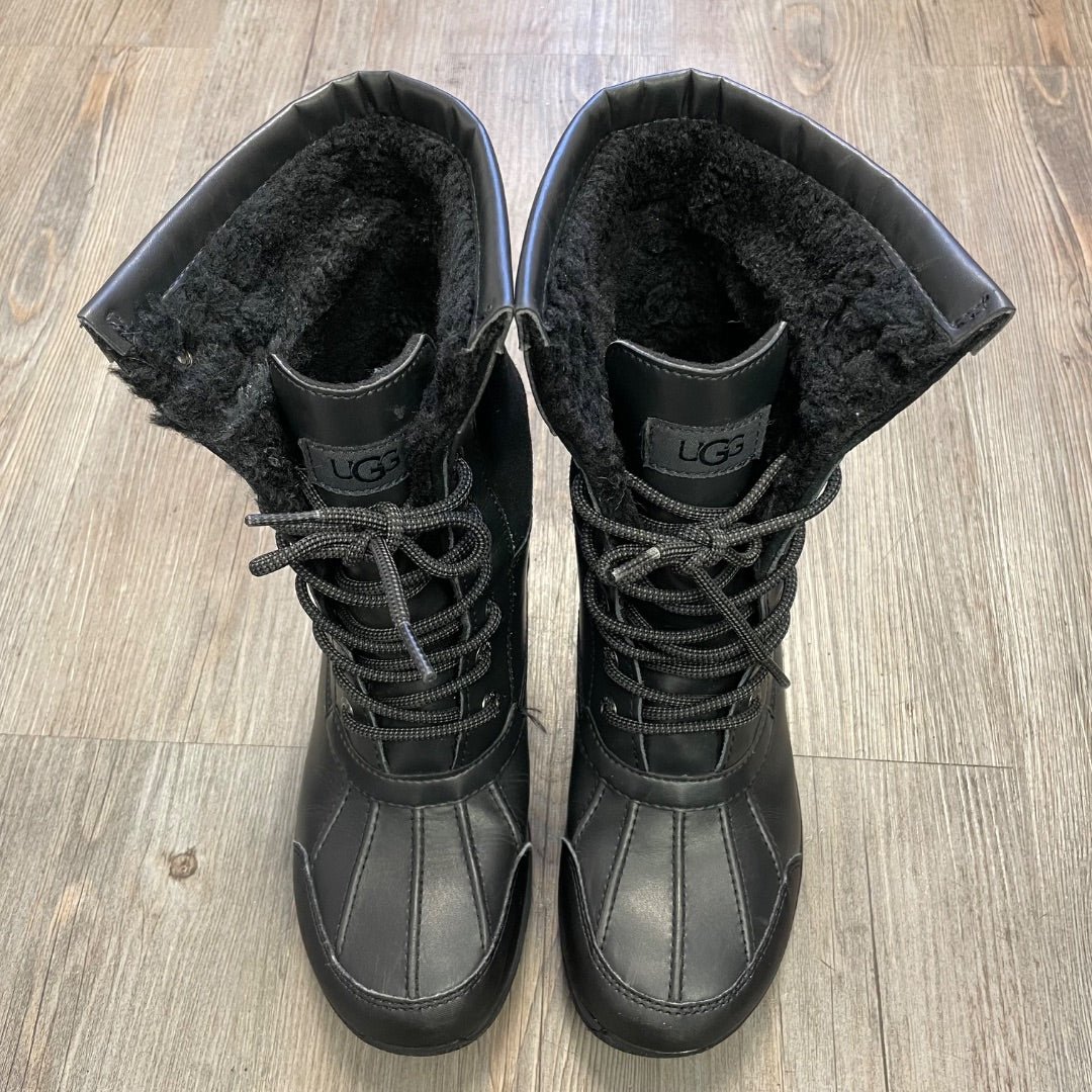 Black UGG Big Kids Winter Boots, 6Y