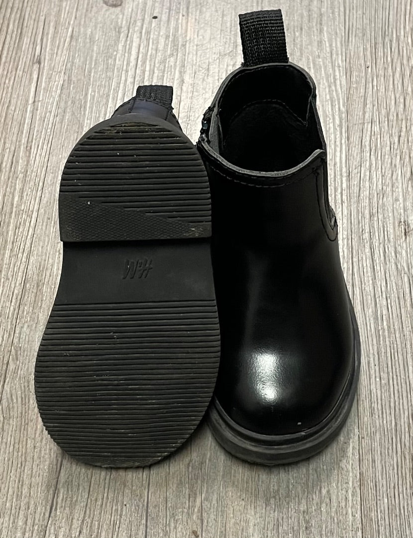 Black H&M Chelsea Boots, 4-5T