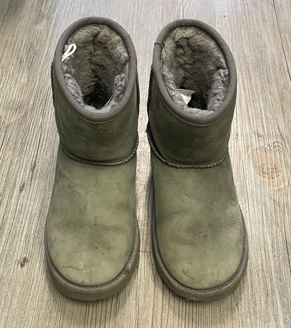 Grey UGG Classic Short Boots, 12Y