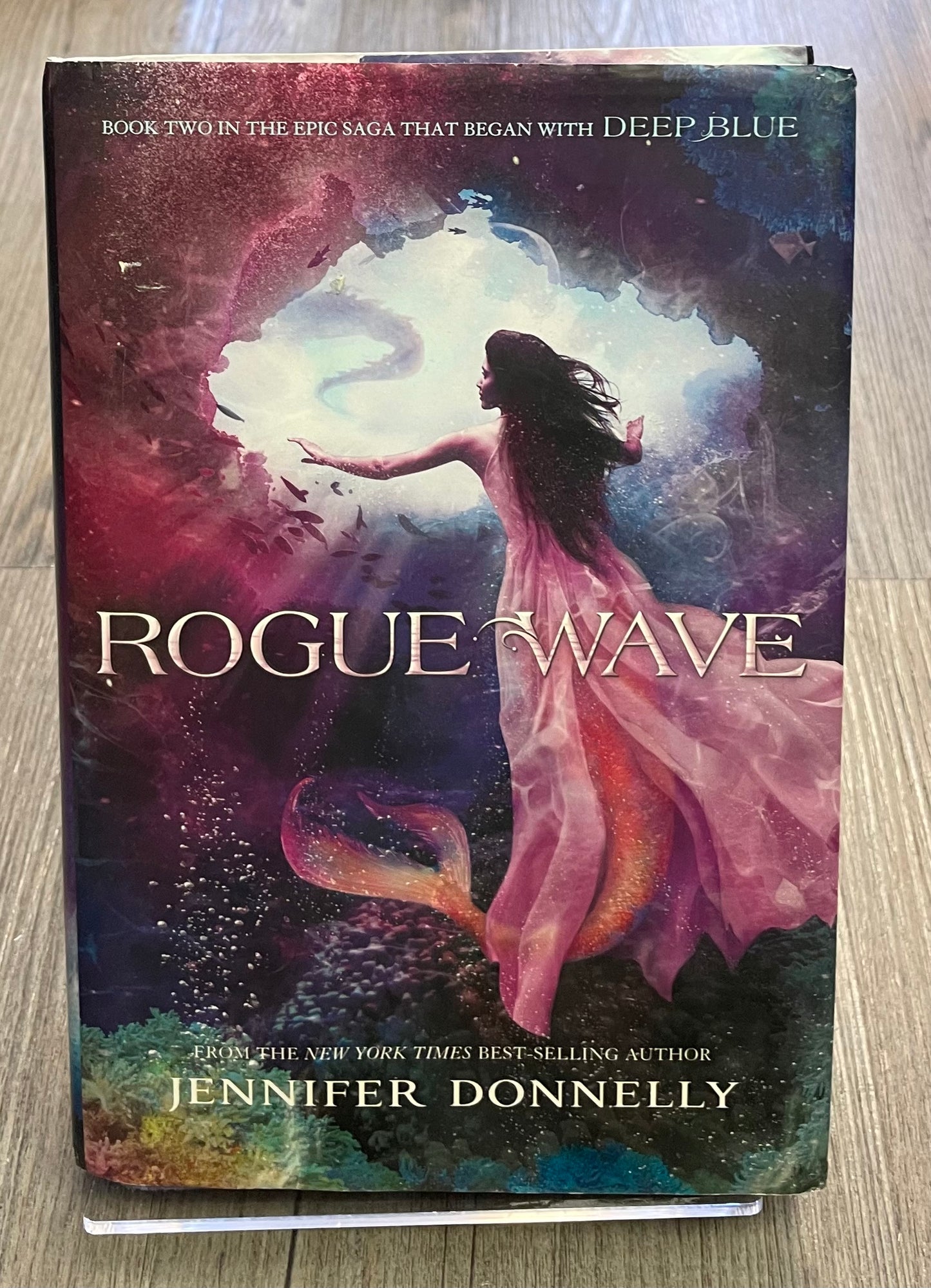 Multi  Rouge Wave, Hardcover