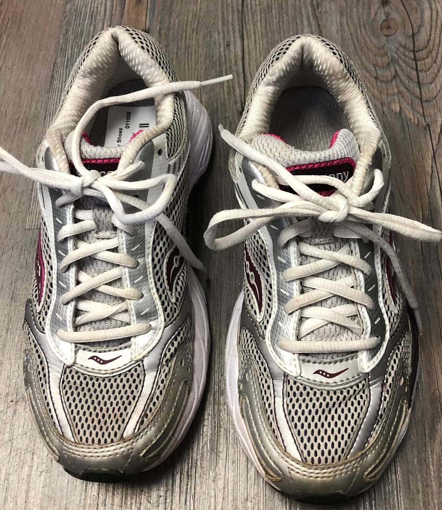 Grey  Saucony Shoes, 3.5Y