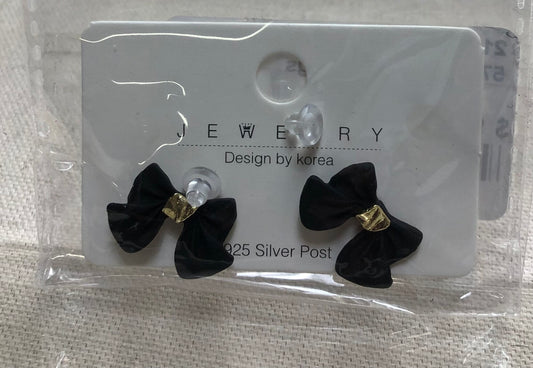 Black  Bow Earings, One Size