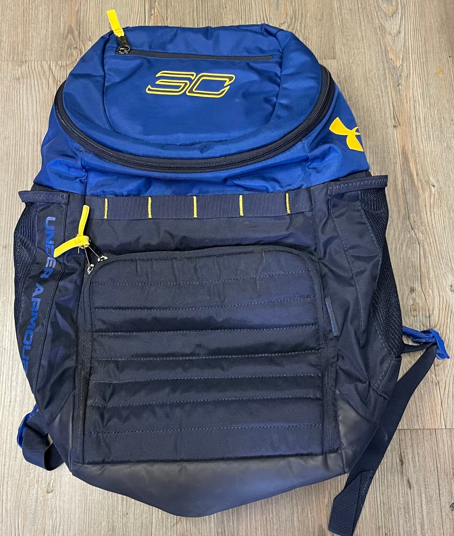 Navy  Under Armour Back Pack, Pre-owned