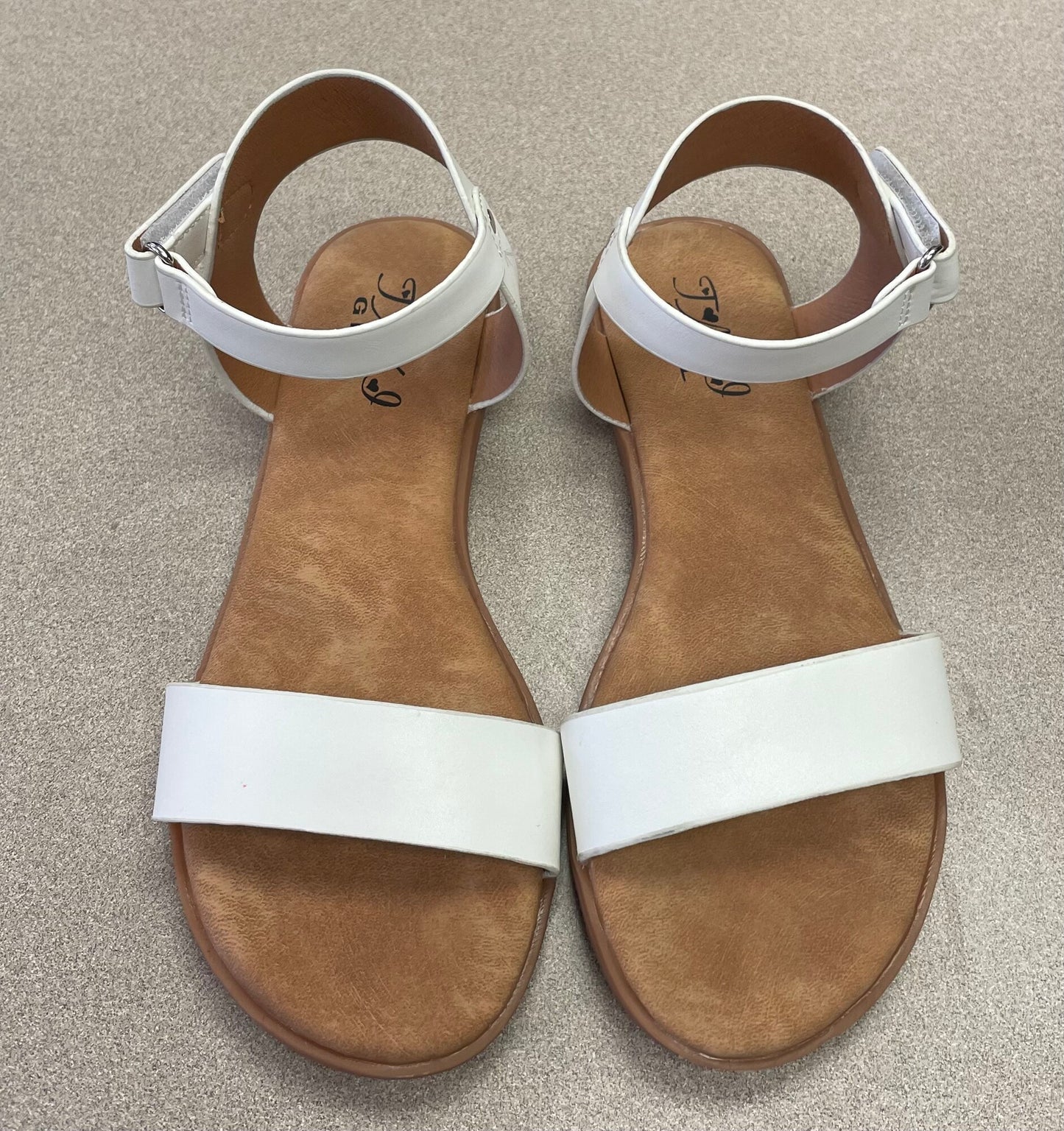 White  Taxi Girl Sandals, 4Y