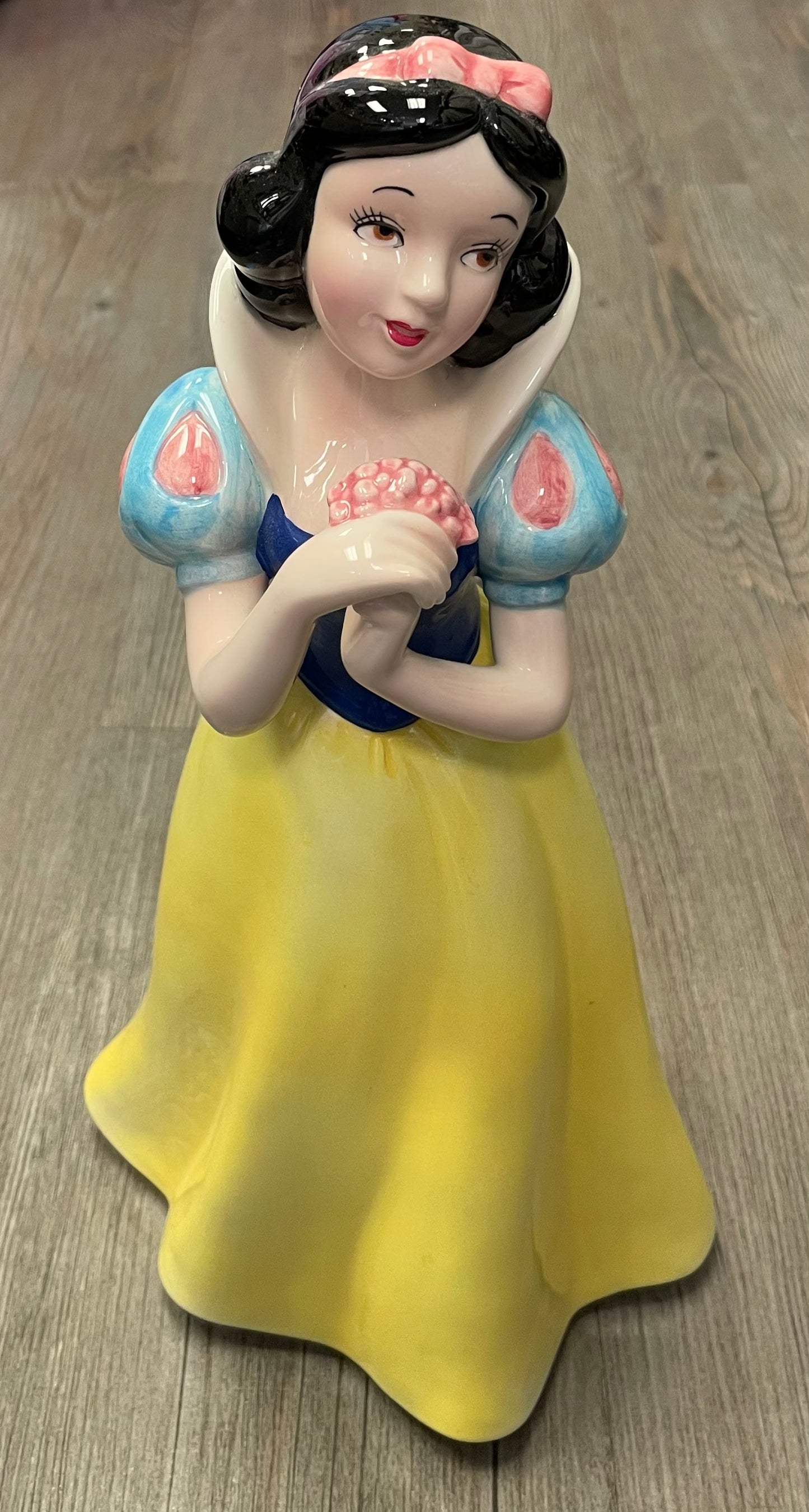 Multi  Snow White Musical Figuri, 12 Inch