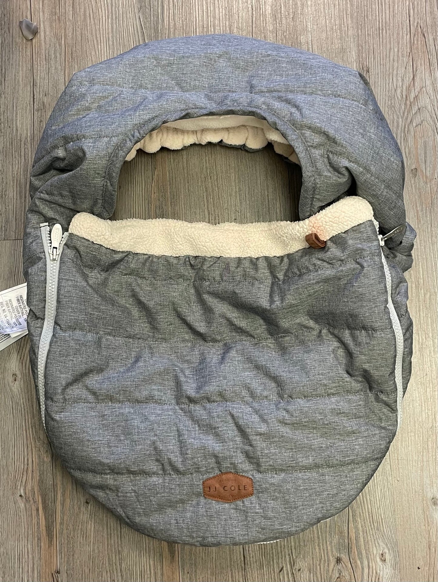 Grey  Jjcole Carseat Cover, Pre-owned