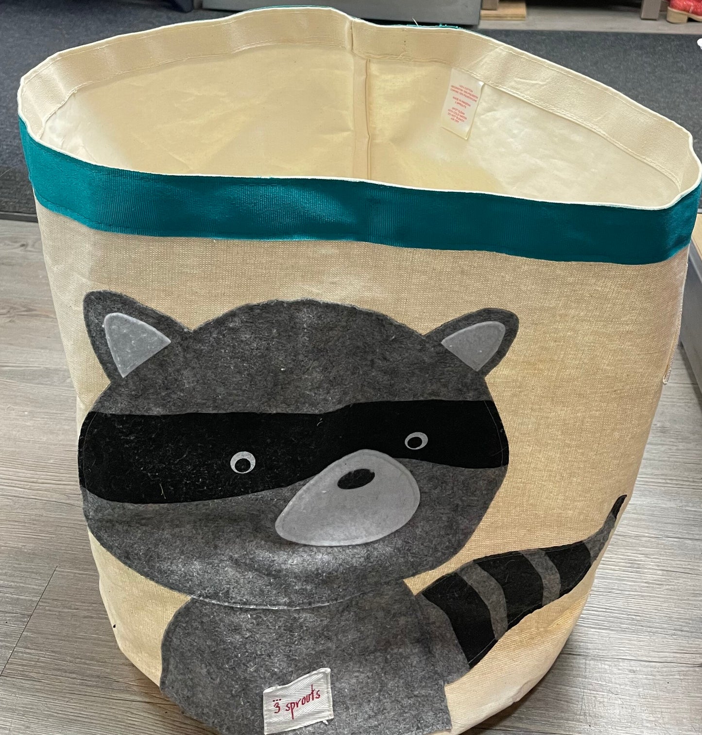 Raccon  3 Sprout Laundry Bin, Pre-owned