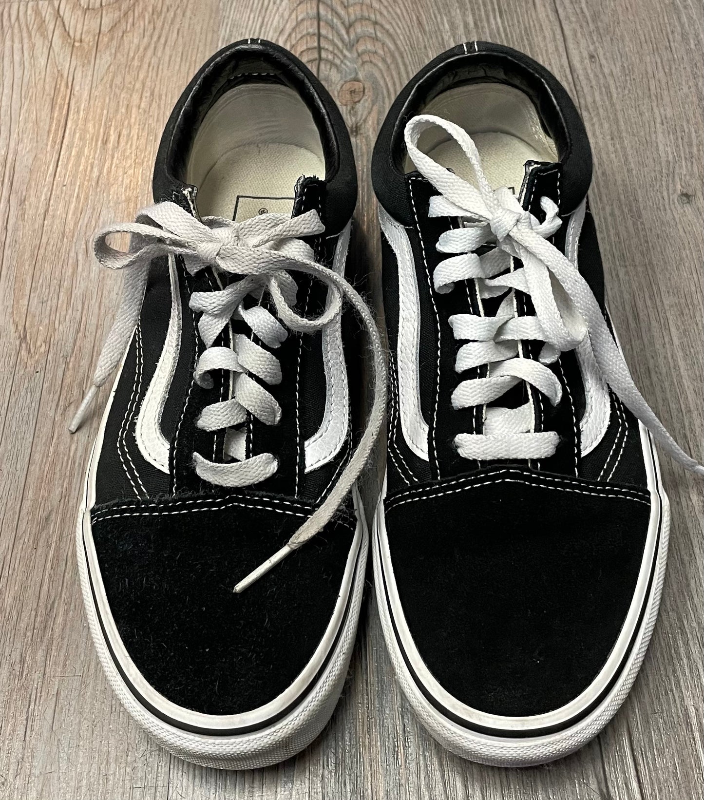 Black  Vans Suede Shoes, 5.5Y
