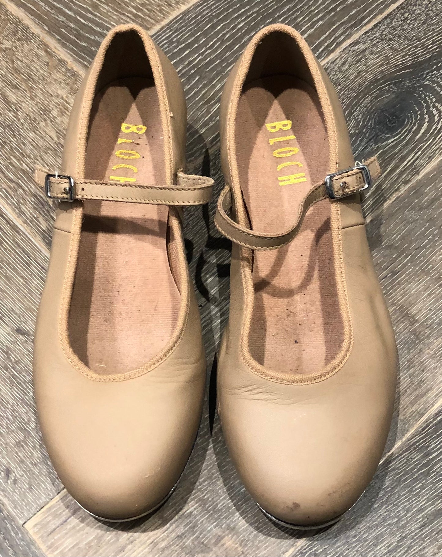 Beige  Bloch Tap Shoes, 5.5Y