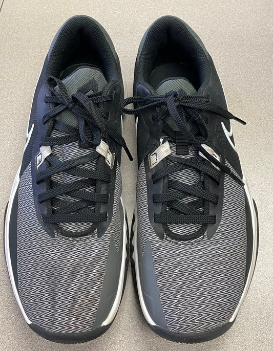 Blk/grey  Nike Shoes, 7.5Y