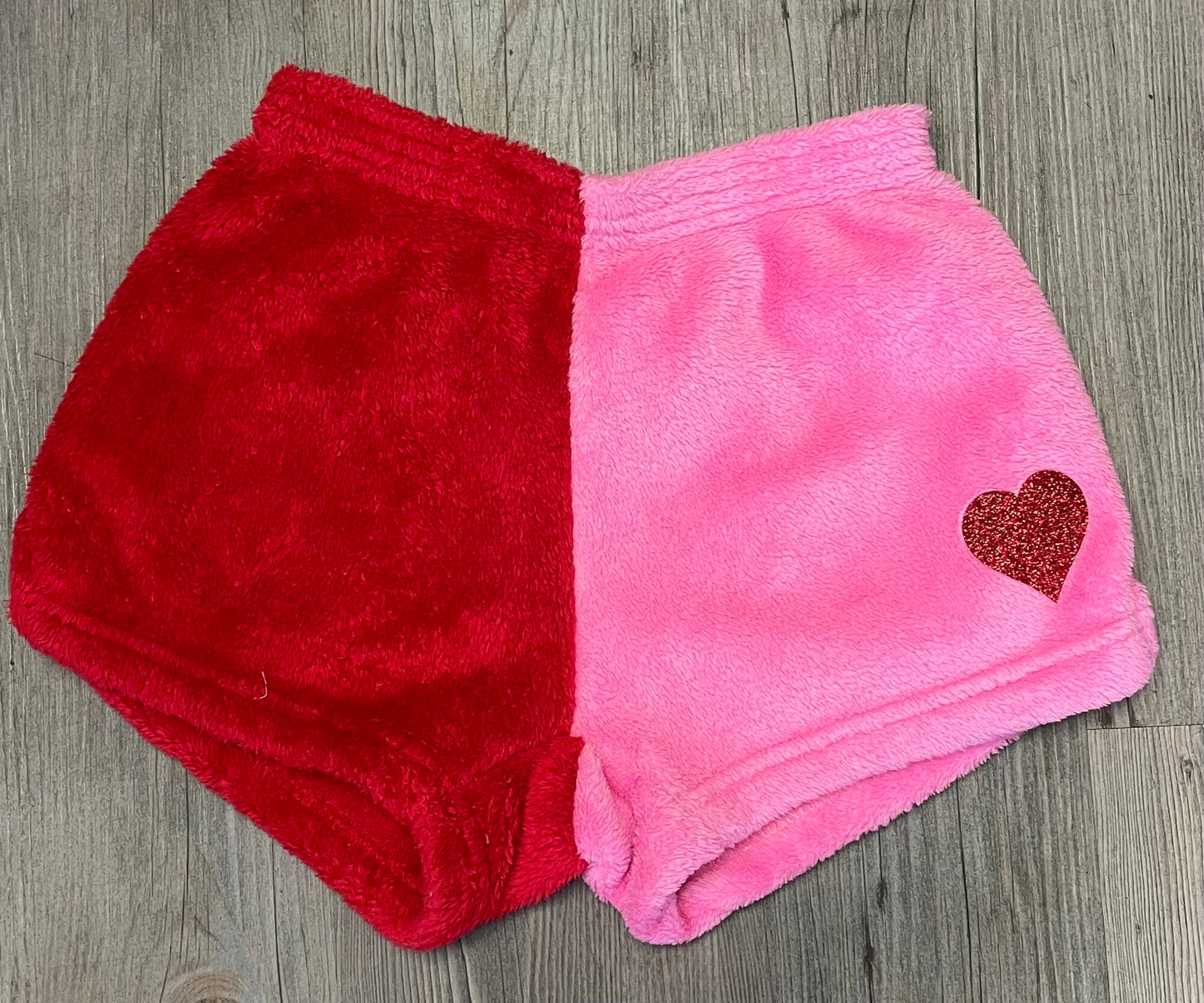 Red/pink  Fuzzy Pj Bottom XOXO, 10Y