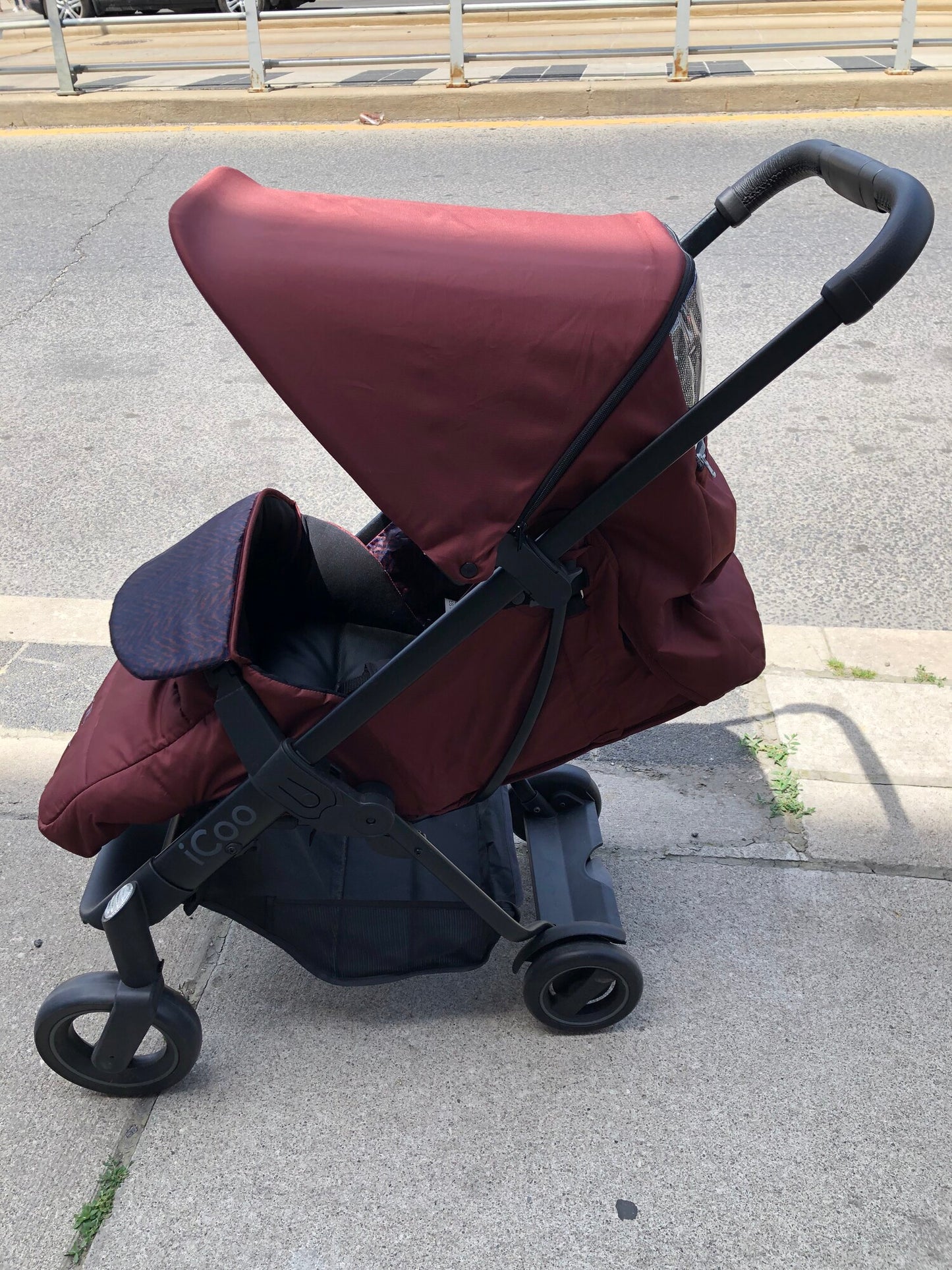 Maroon  ICOO Acrobat Stroller, 44lbs Max