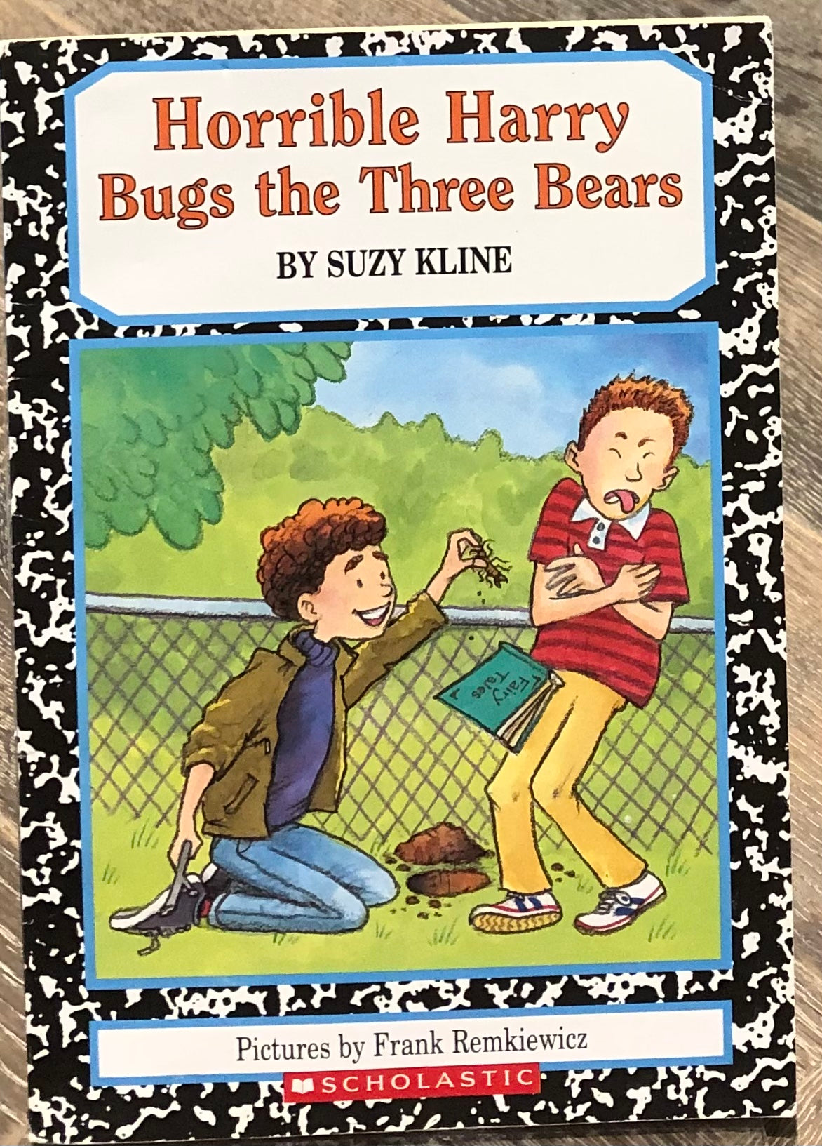 Multi  Horrible Harry Bugs The T, Paperback