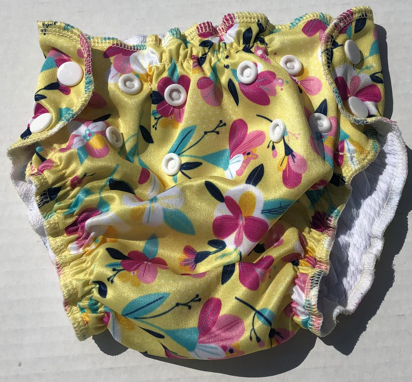 Multi  Apple Cheeks Size 1, 7-23lbs
