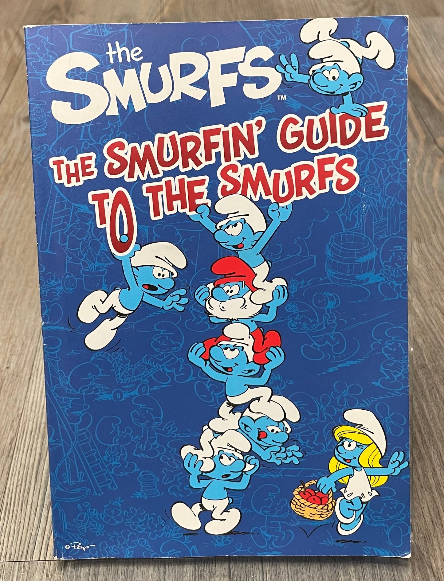 Blue  The Smurfs, Paperback
