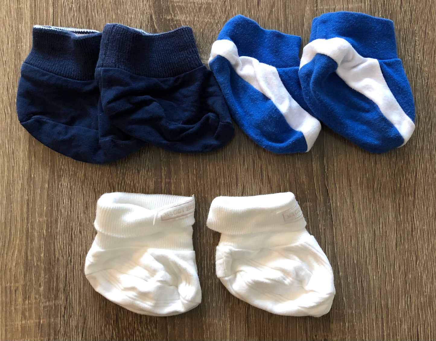 Multi  Infant Booties, 6-9M
