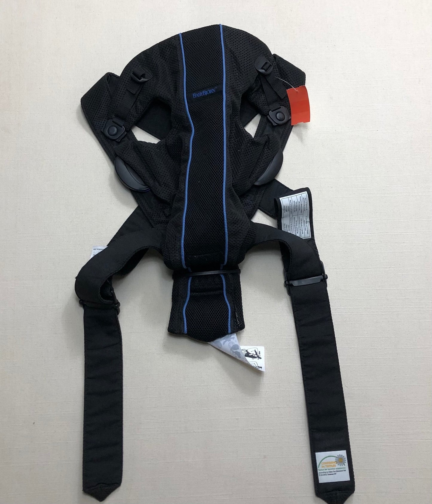 Black  Bjorn 3DCarrier 25lb Max, 0-12M