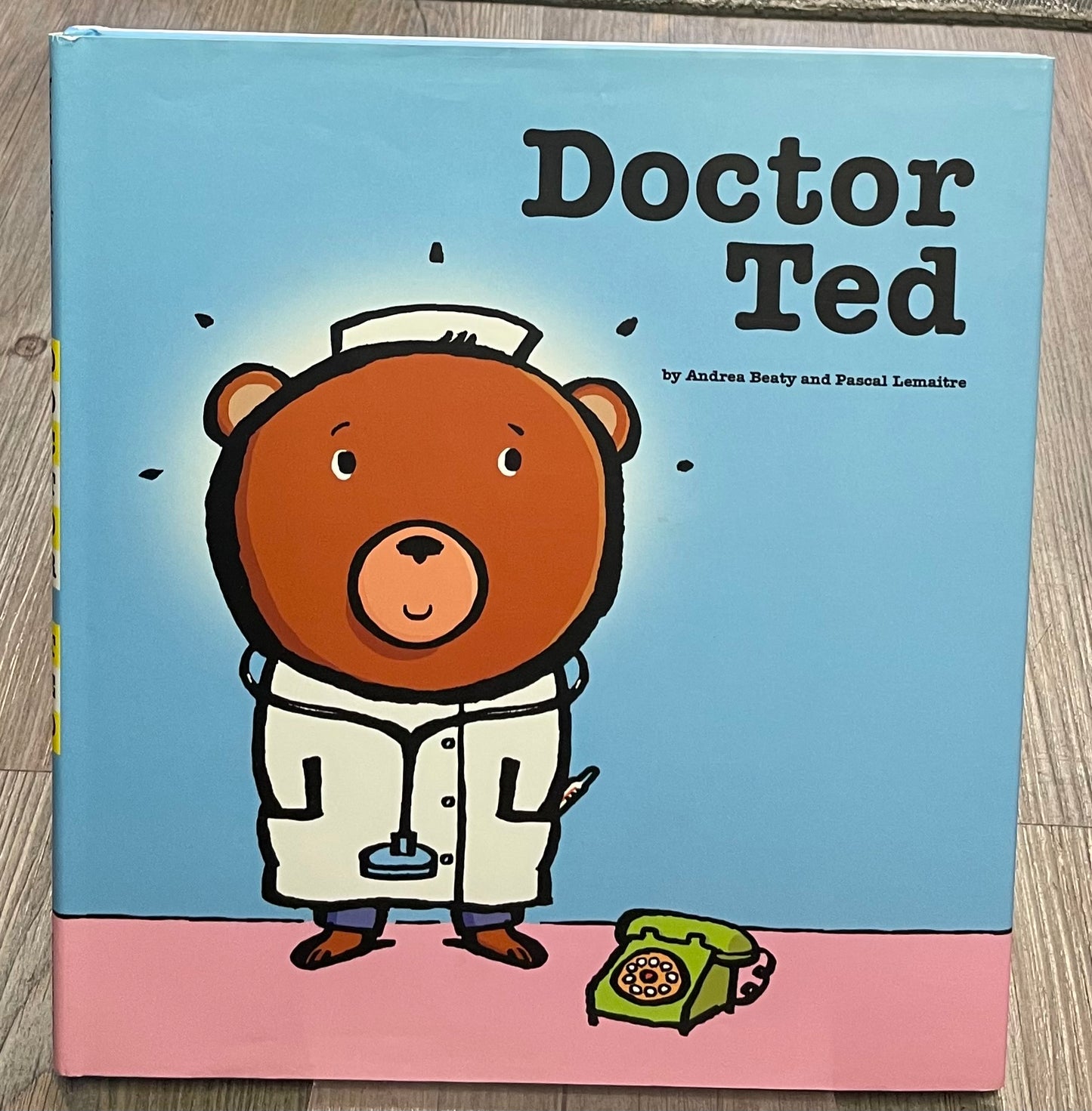 Multi  Doctor Ted, Hardcover